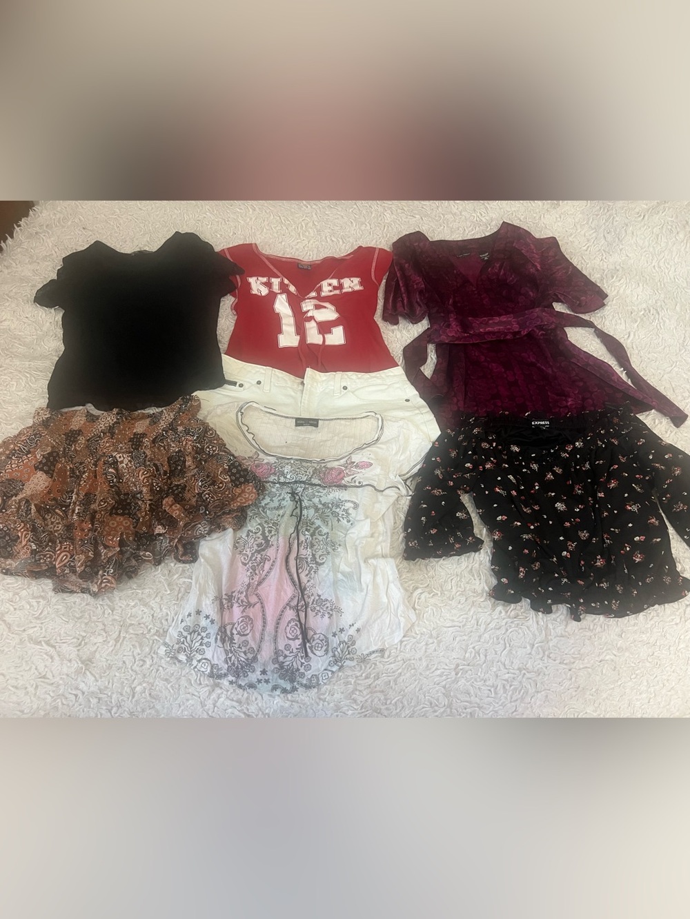 Mixed Women's Tops Shorts Skirt Bundle…Medium Lot